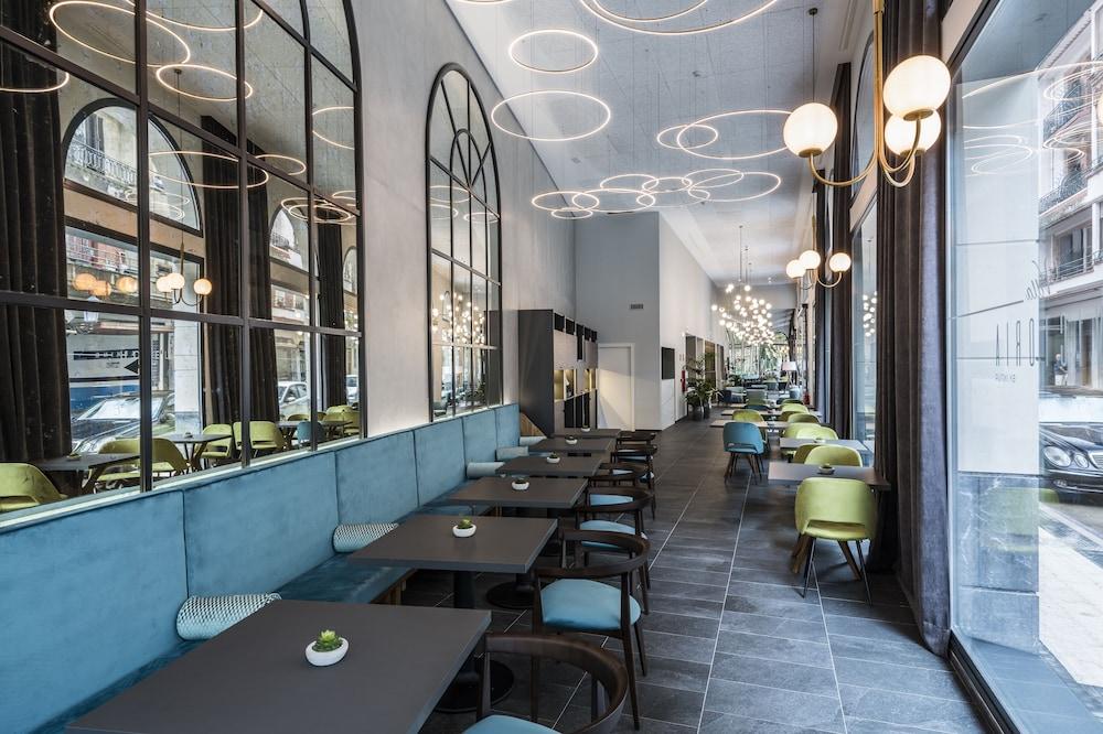 Intelier Victoria Hotel San Sebastian Exterior photo